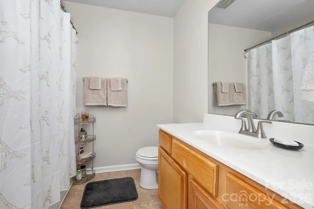 5757 Fox Ridge Lane Winston Salem NC 27104