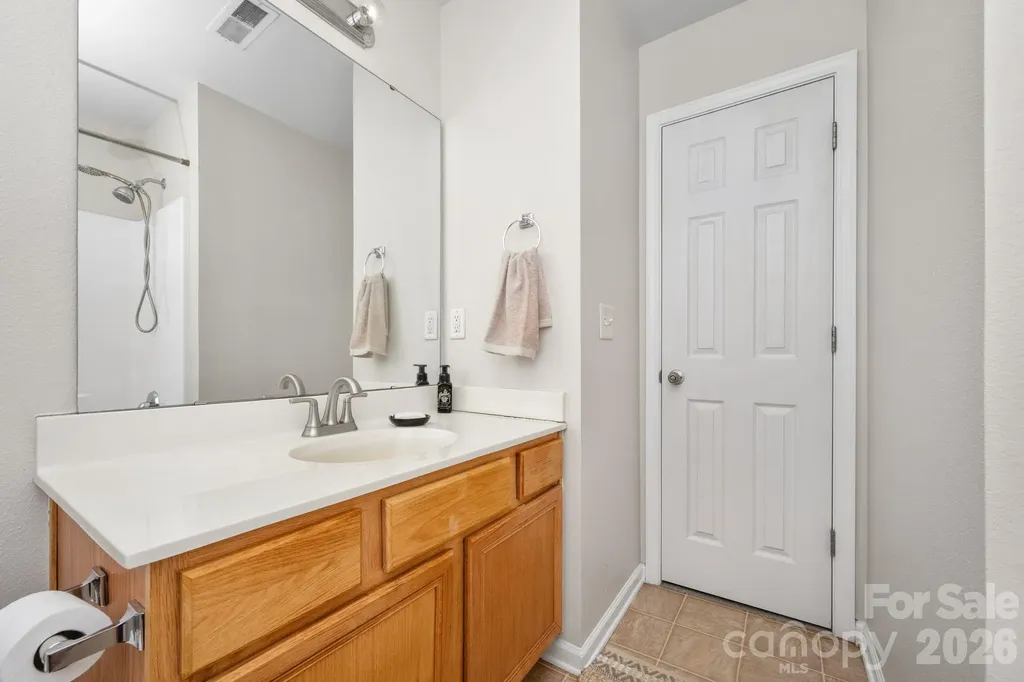 5757 Fox Ridge Lane Winston Salem NC 27104