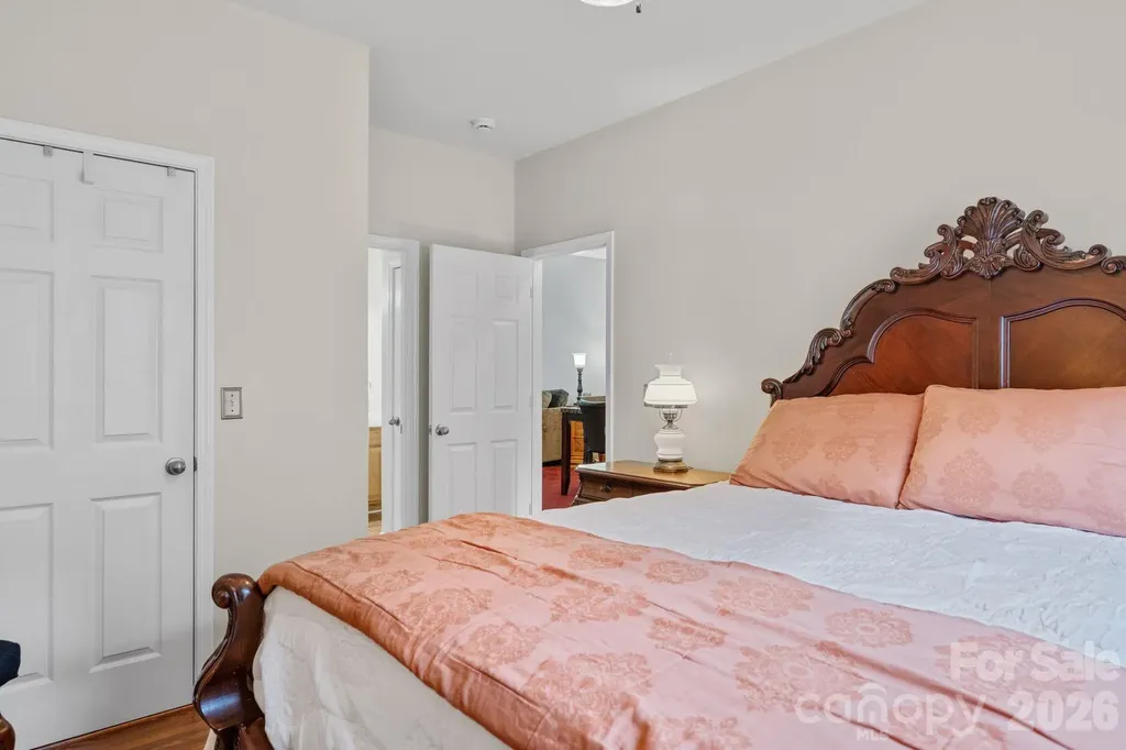 5757 Fox Ridge Lane Winston Salem NC 27104