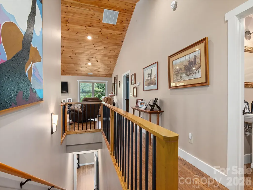 39 Maplewood Drive Maggie Valley NC 28751