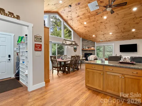 39 Maplewood Drive Maggie Valley NC 28751