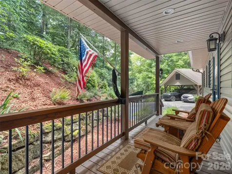 39 Maplewood Drive Maggie Valley NC 28751