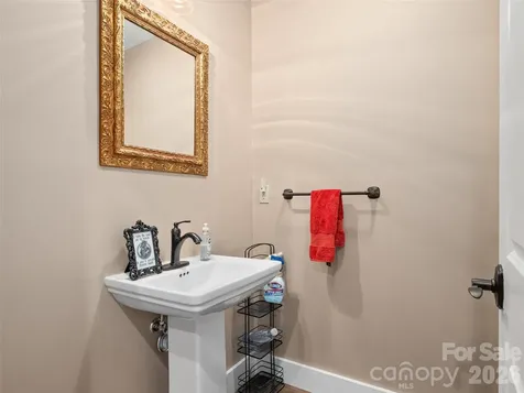 39 Maplewood Drive Maggie Valley NC 28751