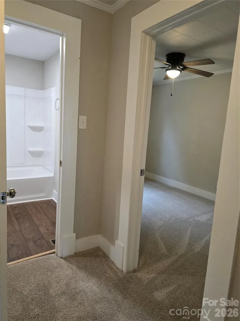 1729 Lakeview Drive Statesville NC 28677
