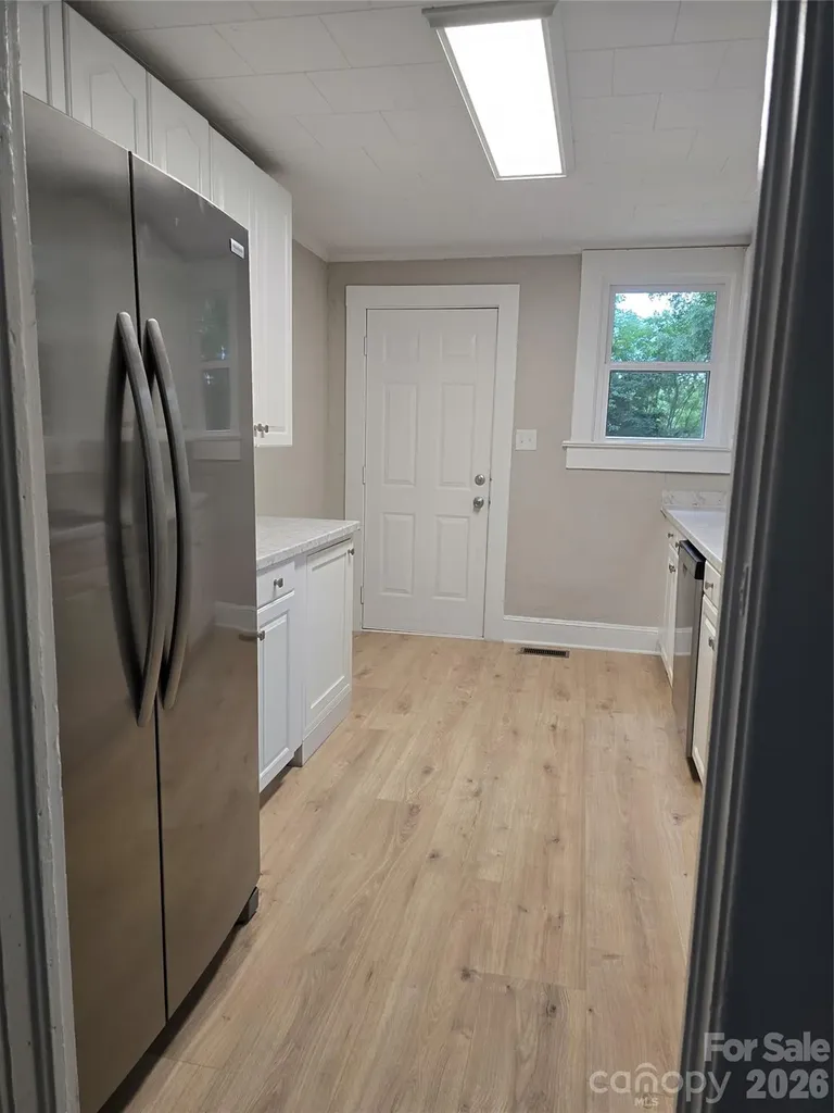 1729 Lakeview Drive Statesville NC 28677
