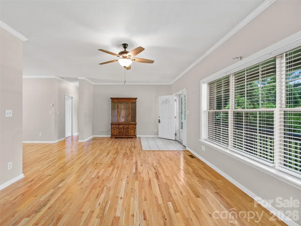 1470 Bear Creek Road Bakersville NC 28705