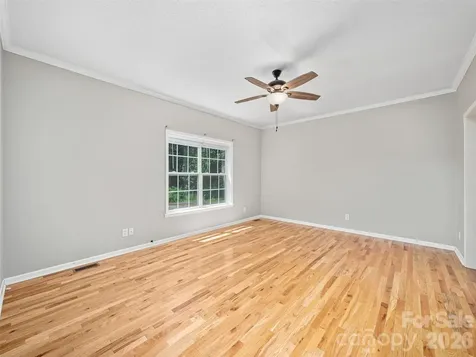 1470 Bear Creek Road Bakersville NC 28705