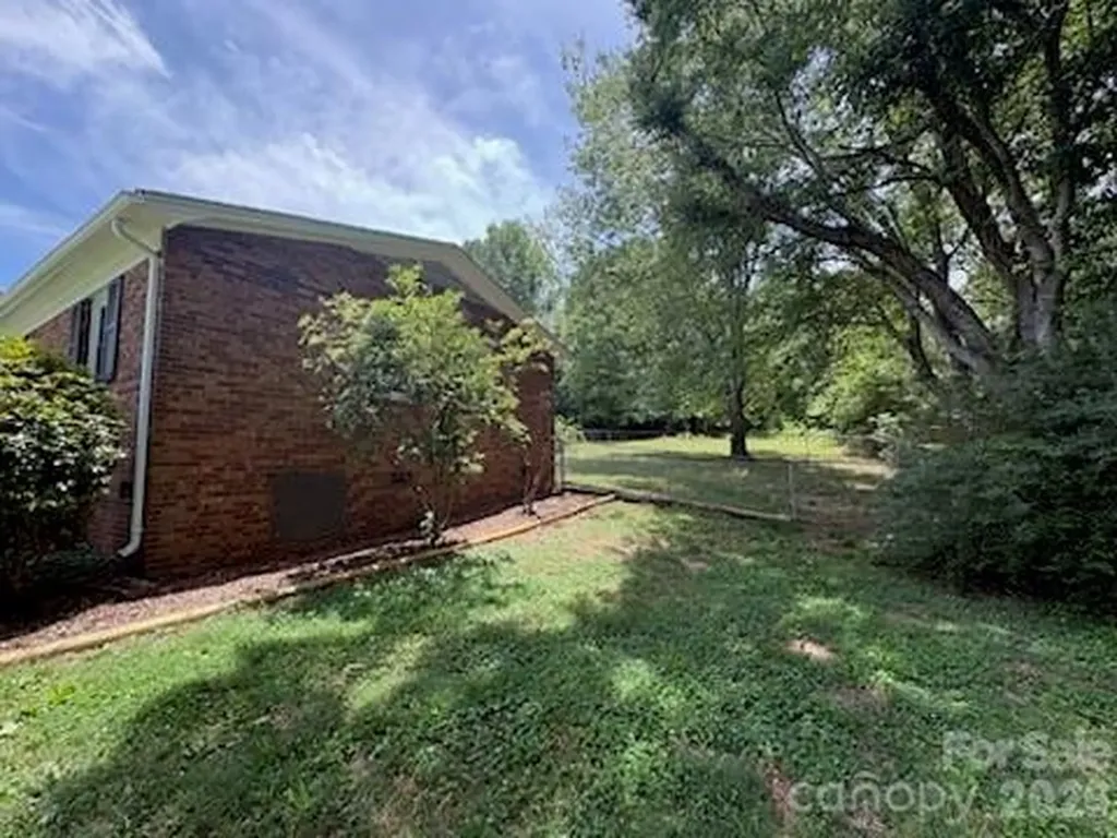 5406 Canterbury Road Patterson Springs NC 28152