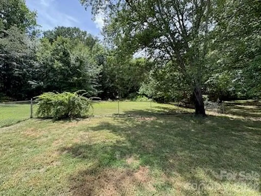 5406 Canterbury Road Patterson Springs NC 28152