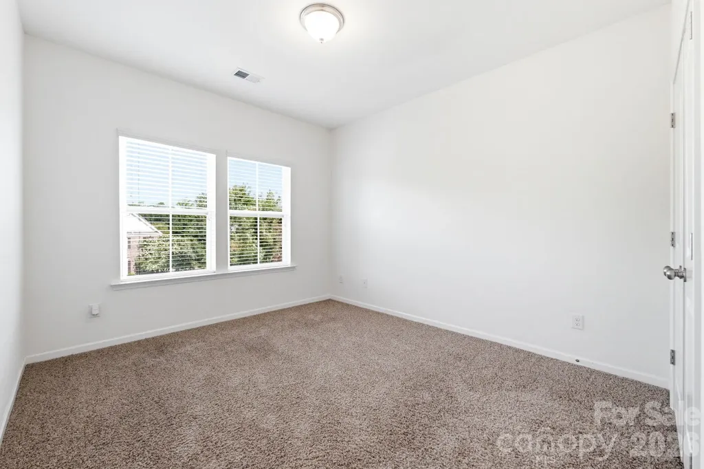 9631 Daufuskie Drive Charlotte NC 28278
