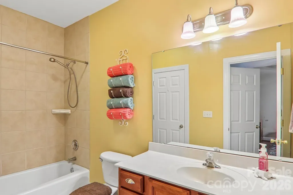 3311 Sandy Drive Hendersonville NC 28792