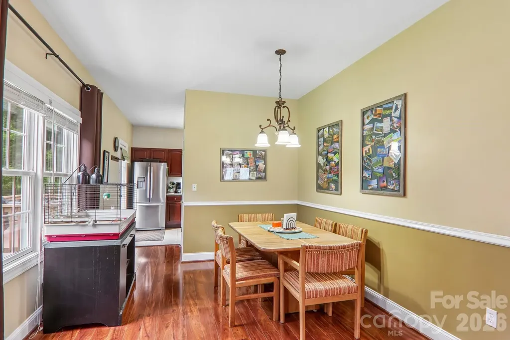 3311 Sandy Drive Hendersonville NC 28792