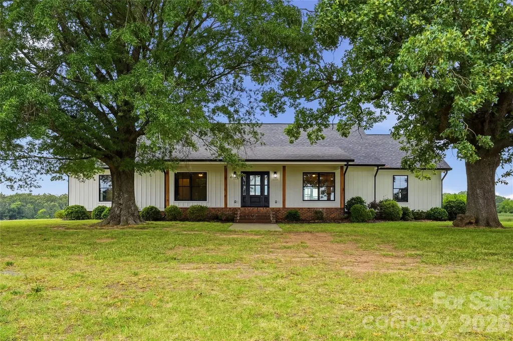1421 Old Highway 74 Marshville NC 28103