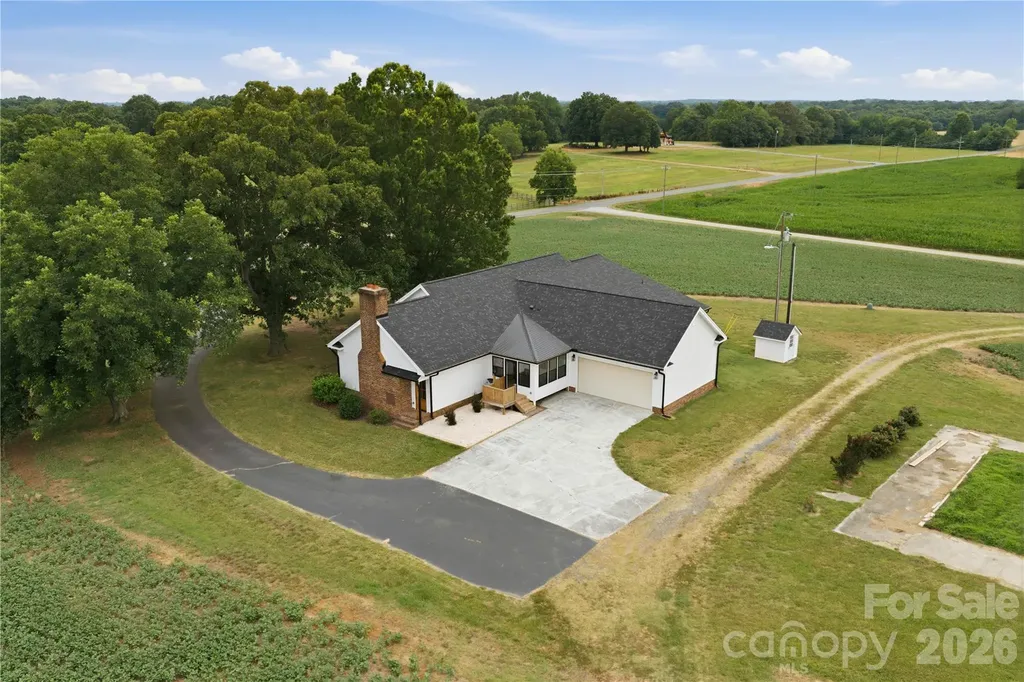 1421 Old Highway 74 Marshville NC 28103