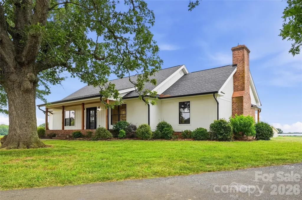 1421 Old Highway 74 Marshville NC 28103