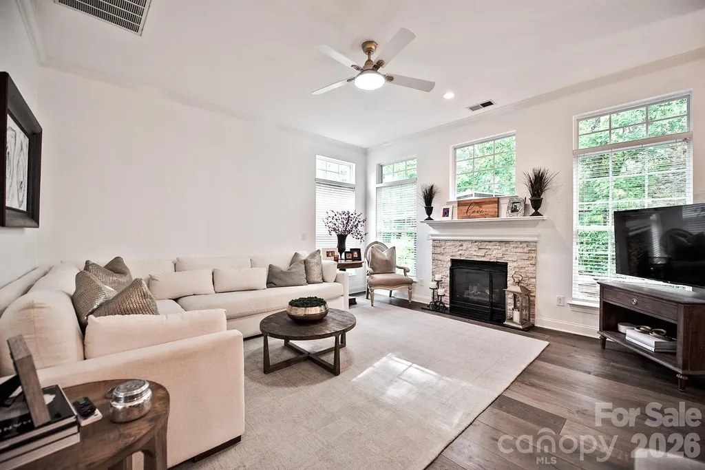 10912 Owl Nest Lane Charlotte NC 28277