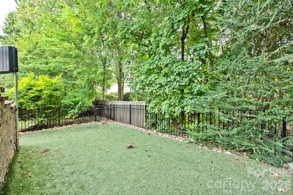 10912 Owl Nest Lane Charlotte NC 28277