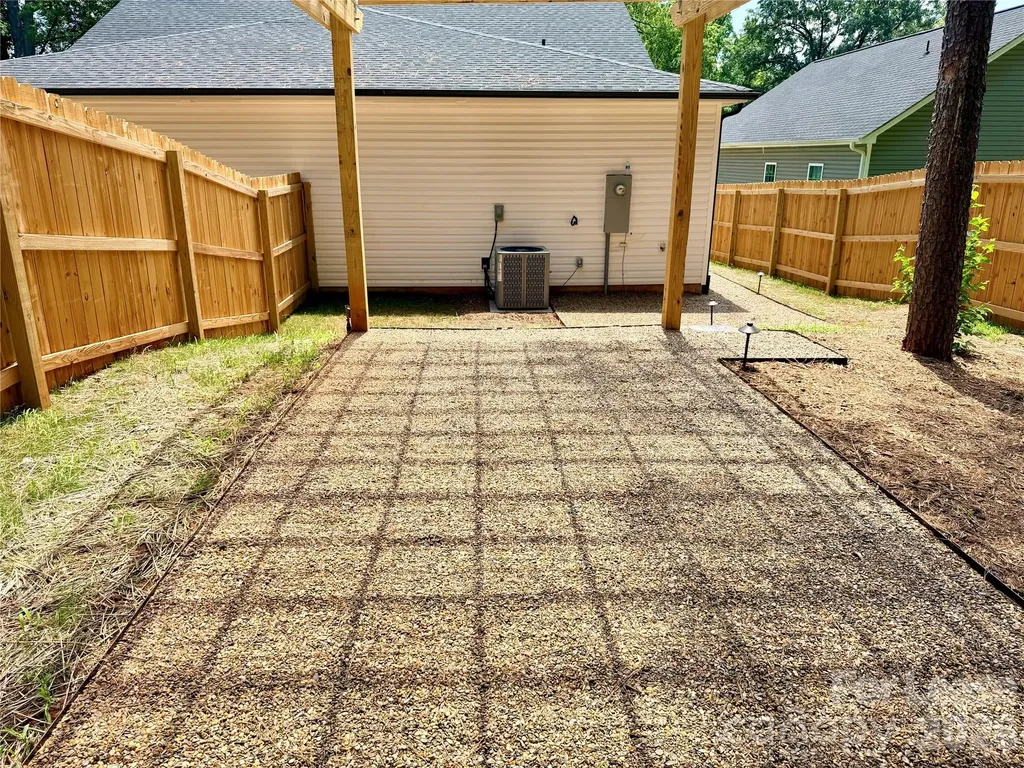 521 N Linwood Avenue Charlotte NC 28216