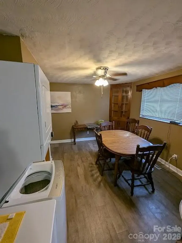 4835 Salisbury Street Hickory NC 28601