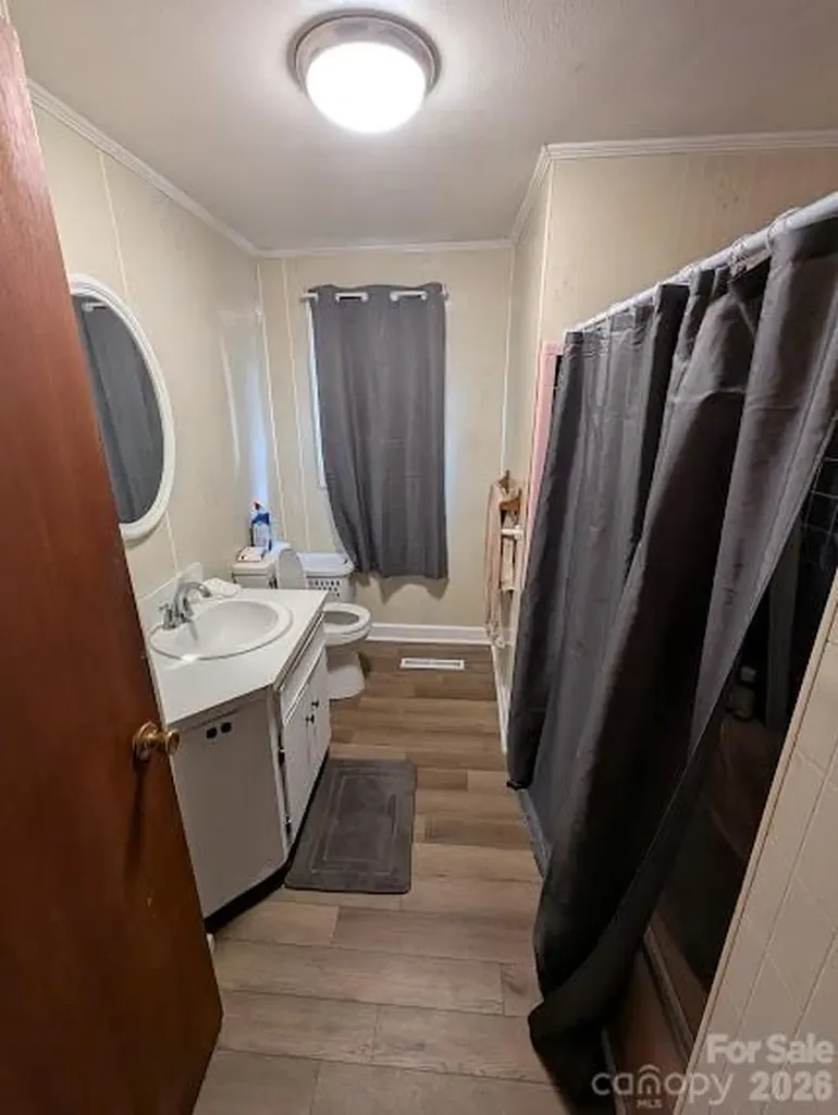 4835 Salisbury Street Hickory NC 28601