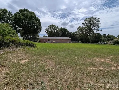 4835 Salisbury Street Hickory NC 28601