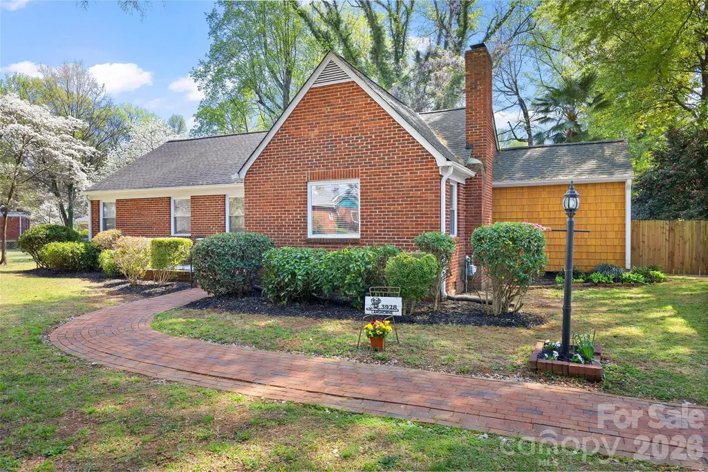 3928 Langhorne Avenue Charlotte NC 28205