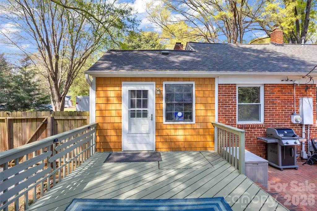 3928 Langhorne Avenue Charlotte NC 28205