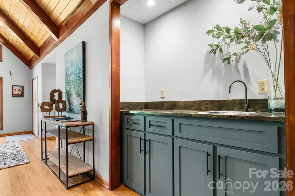 126 Rock Ledge Lane Sugar Mountain NC 28604