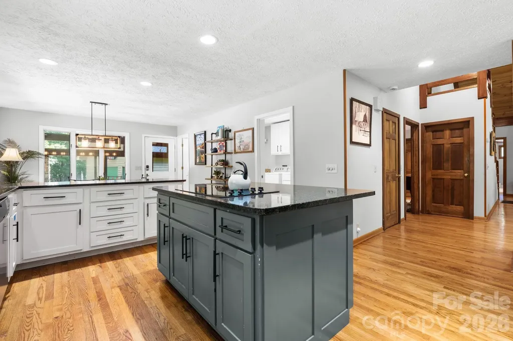 126 Rock Ledge Lane Sugar Mountain NC 28604