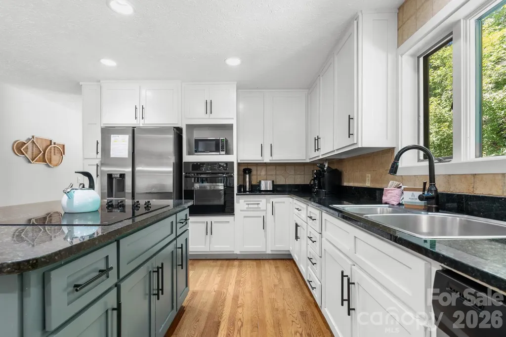 126 Rock Ledge Lane Sugar Mountain NC 28604