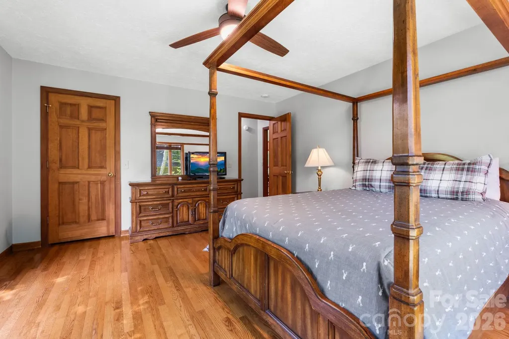 126 Rock Ledge Lane Sugar Mountain NC 28604