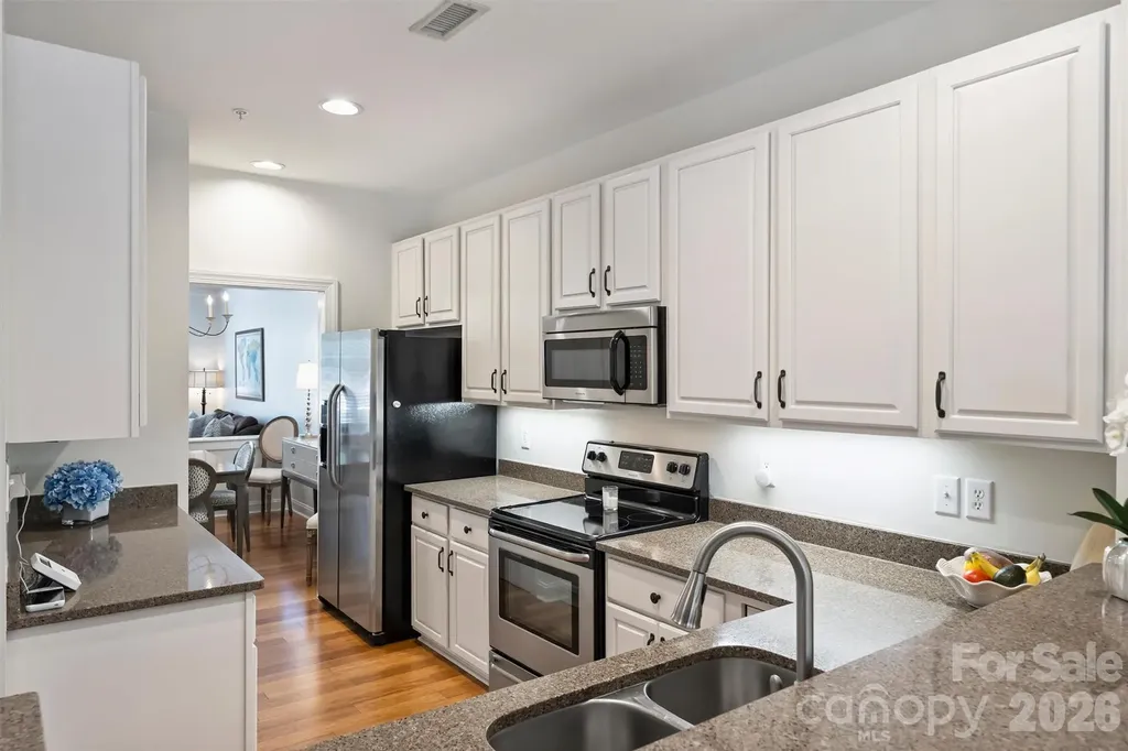1144 Hampton Gardens Lane Charlotte NC 28209