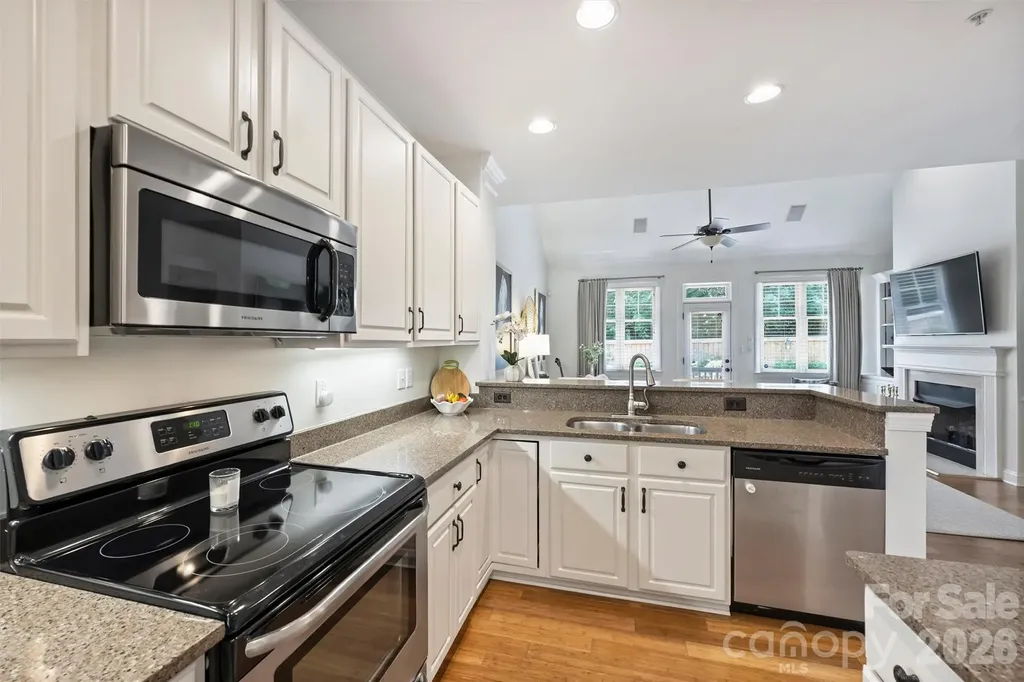 1144 Hampton Gardens Lane Charlotte NC 28209