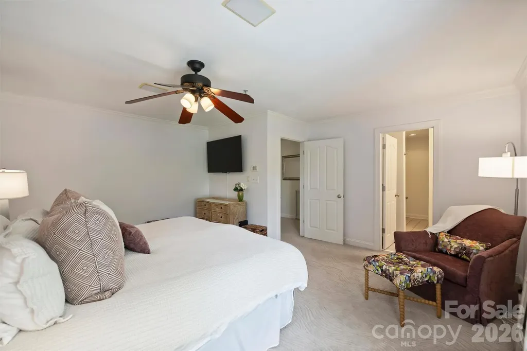 1144 Hampton Gardens Lane Charlotte NC 28209