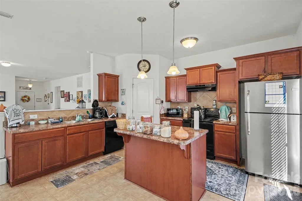 12792 Clydesdale Drive Midland NC 28107