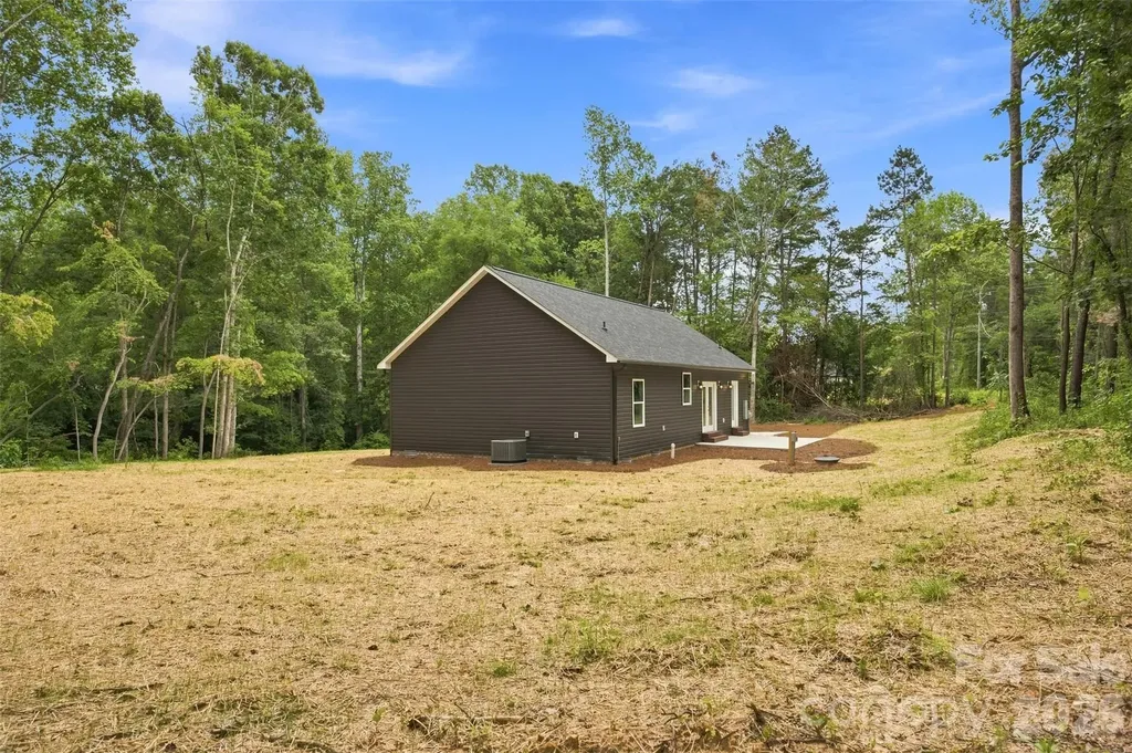 3361 Tolley Street Claremont NC 28610