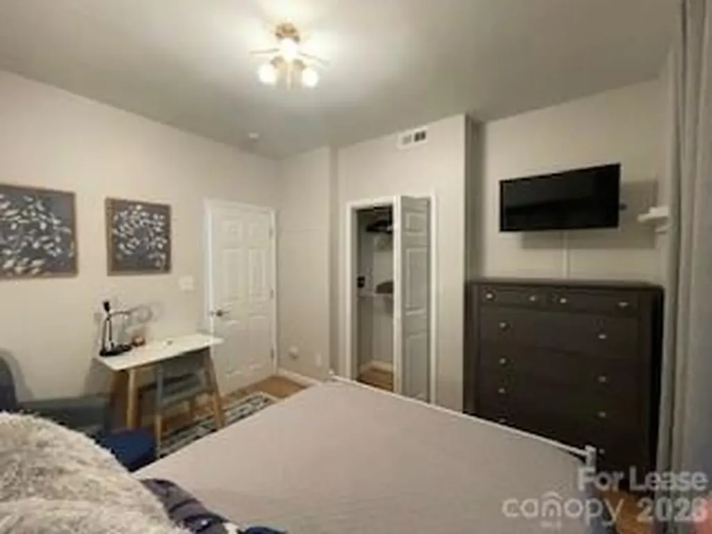 301 Queens Road Charlotte NC 28204