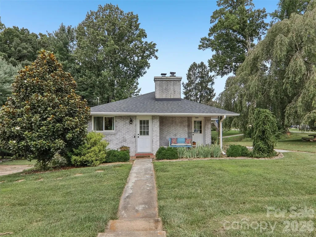 851 Sand Hill Road Asheville NC 28806
