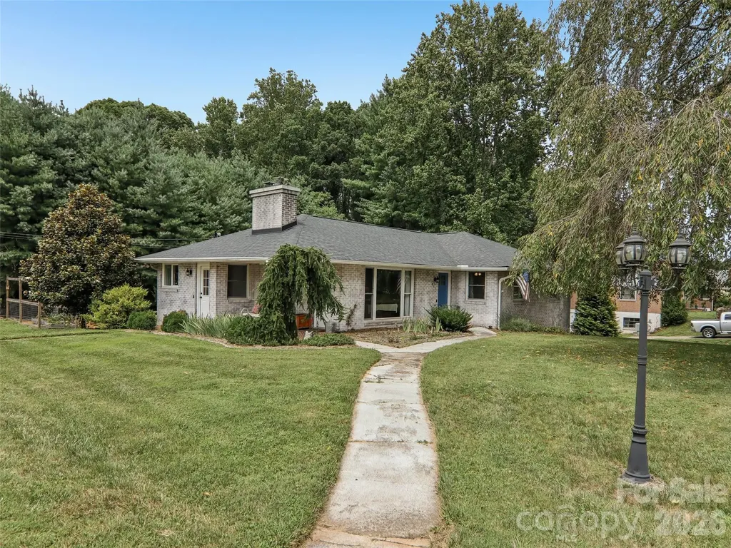 851 Sand Hill Road Asheville NC 28806