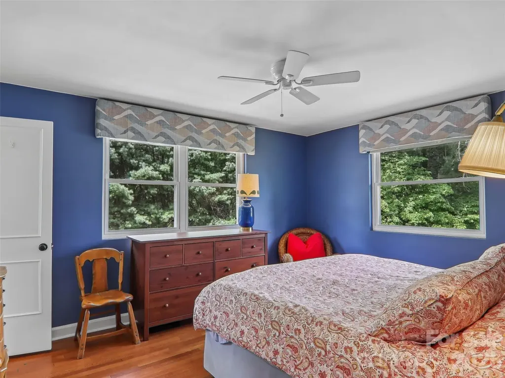 851 Sand Hill Road Asheville NC 28806