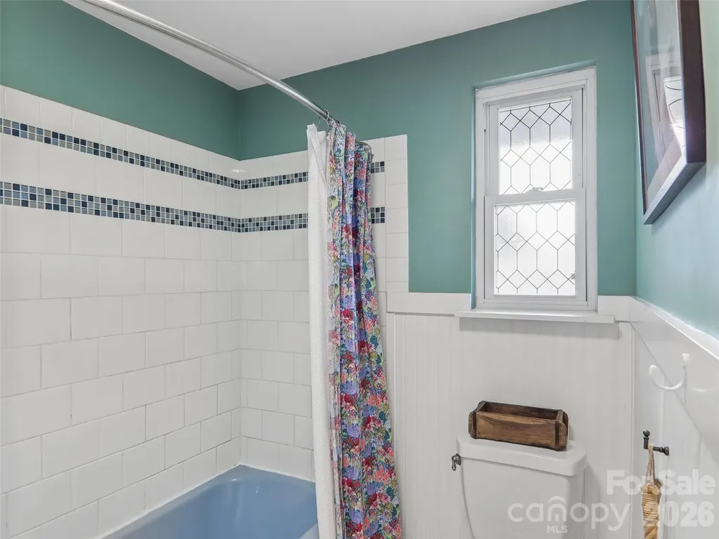 851 Sand Hill Road Asheville NC 28806