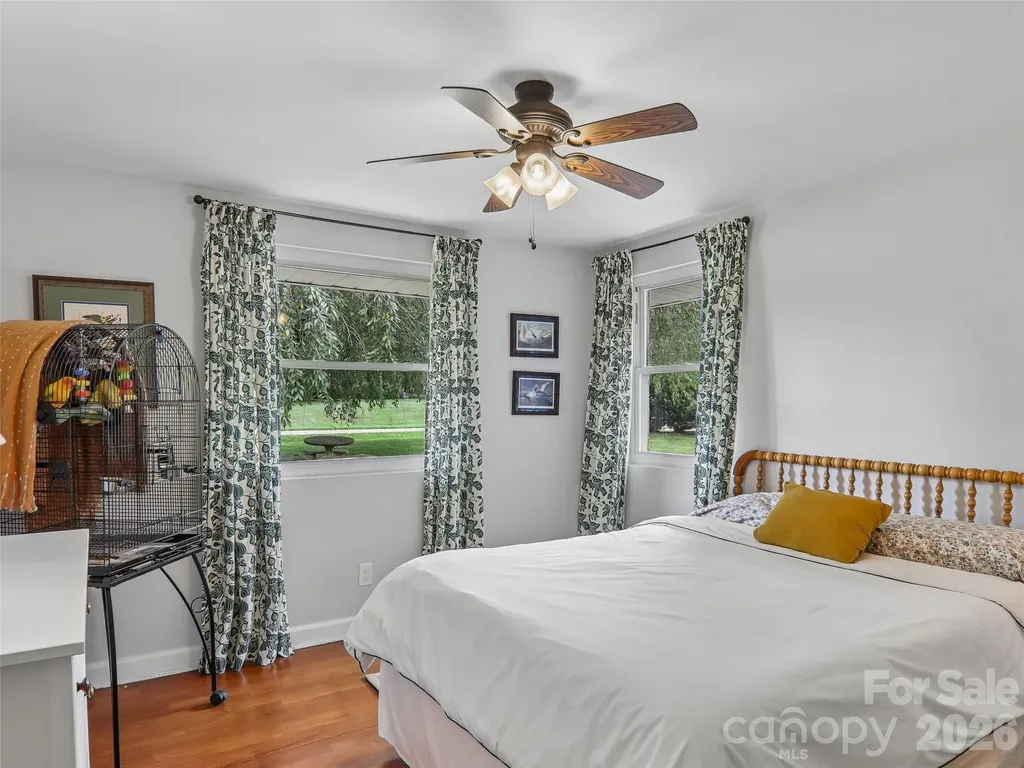 851 Sand Hill Road Asheville NC 28806