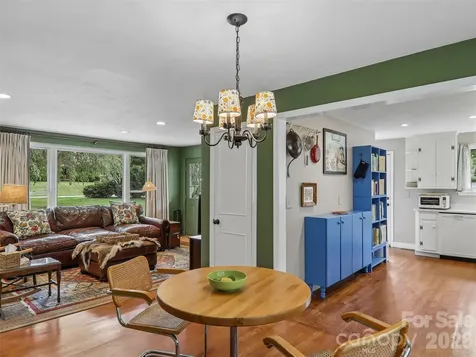 851 Sand Hill Road Asheville NC 28806