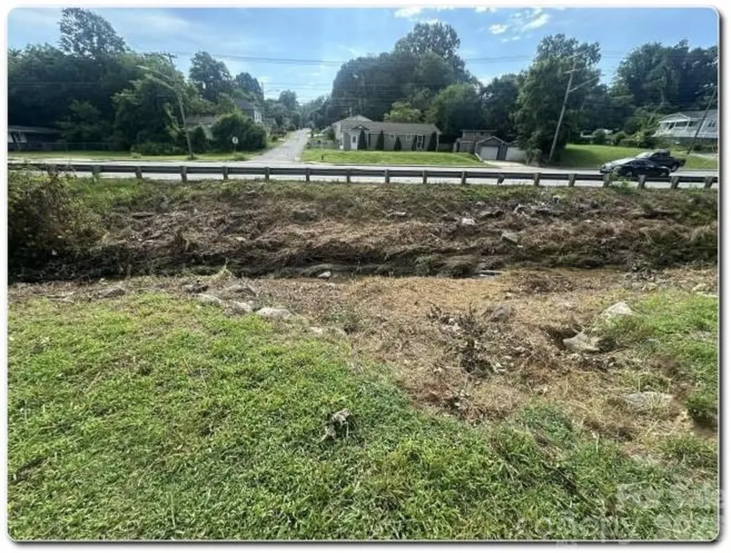 911 N Chester Street Gastonia NC 28052