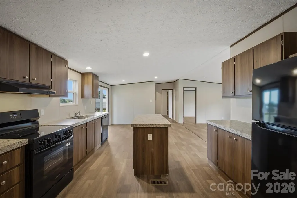 1894 Mesa Drive Vale NC 28168