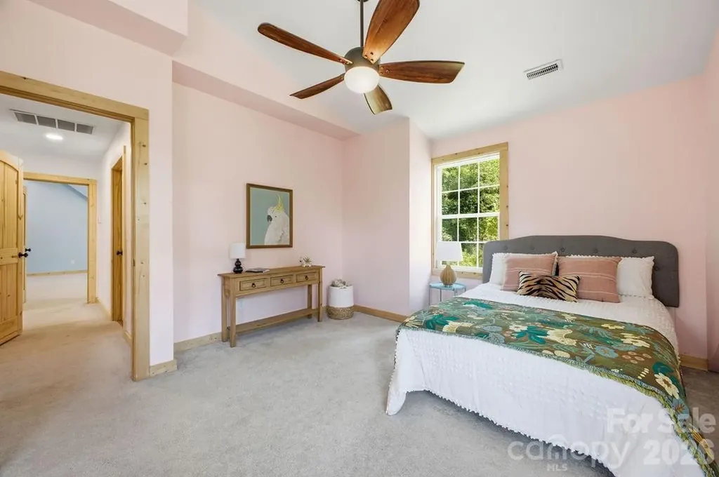 17 Northside Drive Asheville NC 28804