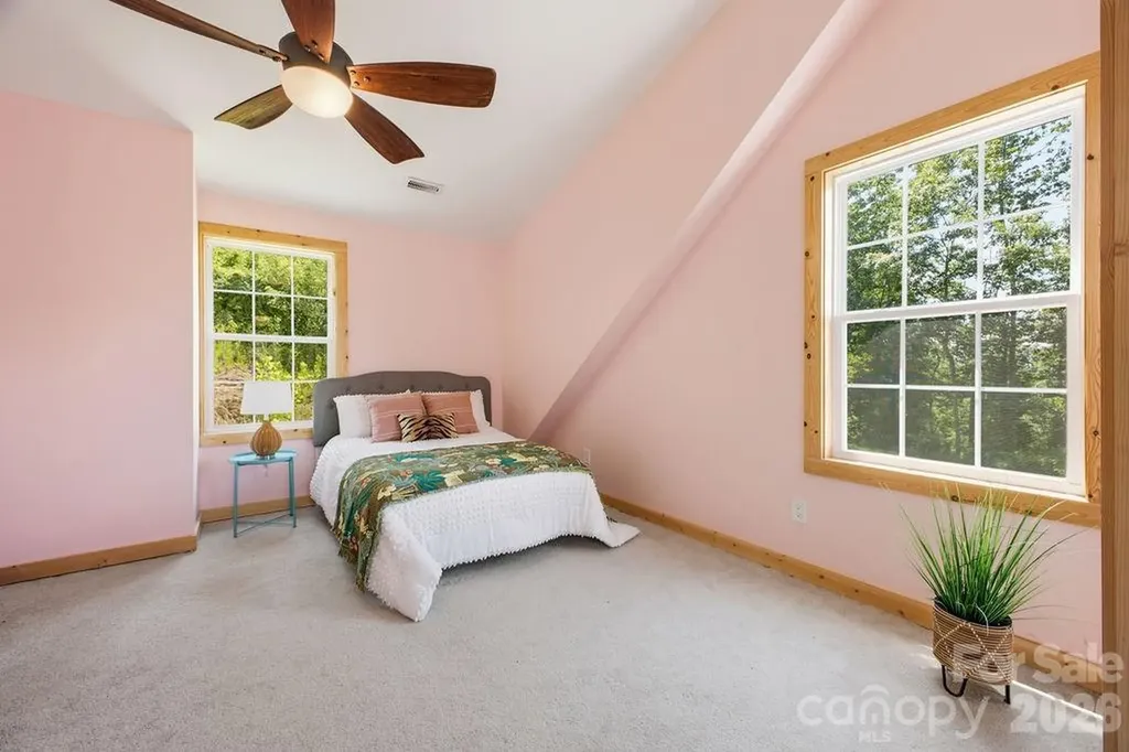 17 Northside Drive Asheville NC 28804