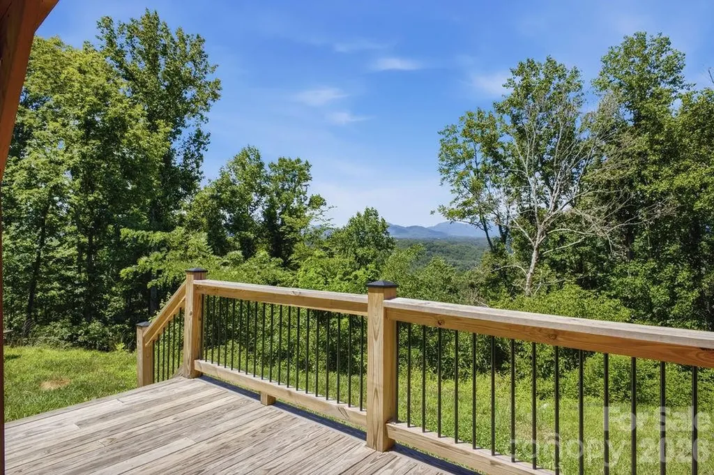 17 Northside Drive Asheville NC 28804
