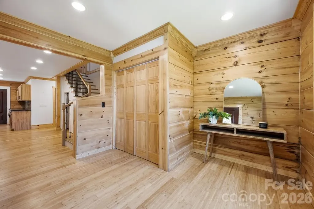 17 Northside Drive Asheville NC 28804