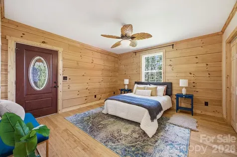 17 Northside Drive Asheville NC 28804
